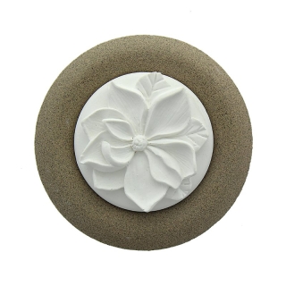 Herboristeria Fragrance Stone Flower On Plate Beige